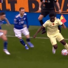 kaiyun-【英超】中卫+史密斯·罗破门 阿森纳客场2比0胜蓝狐